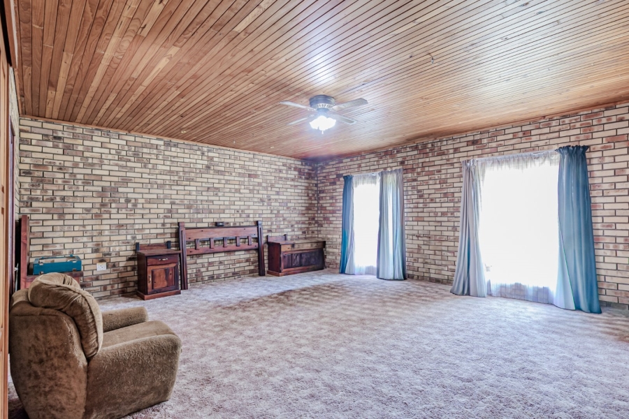 Commercial Property for Sale in Waagfontein North West